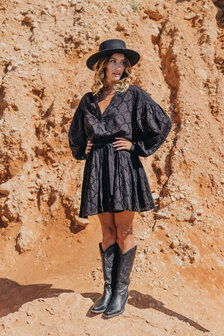 Isla Ibiza bonita Short Broderie Dress Bonita &ndash; Black