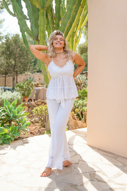 Isla Ibiza bonita Sleeveless Blouse Eivissa &ndash; White